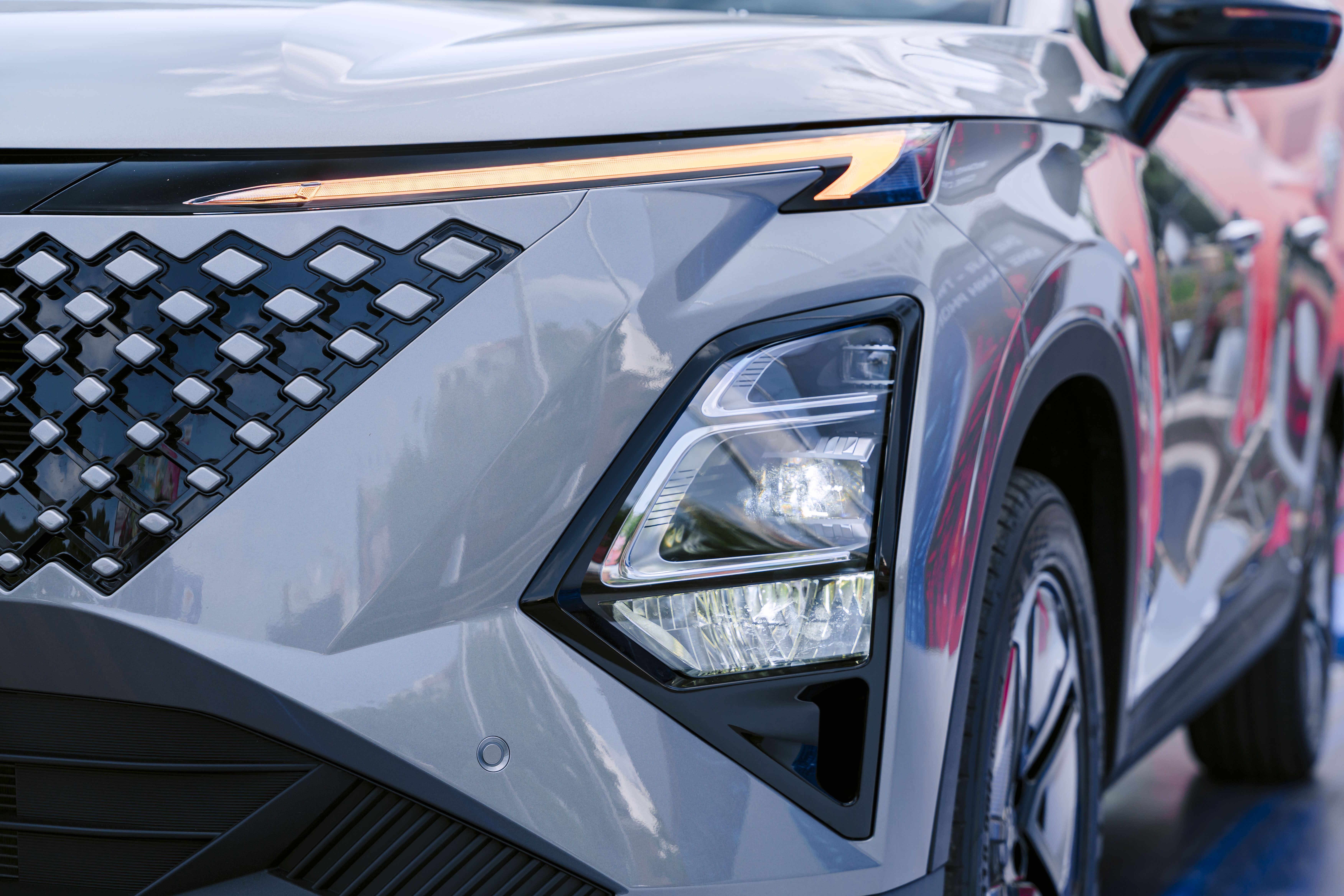 Oto Trung Quoc o at uu dai thang 4 hinh anh