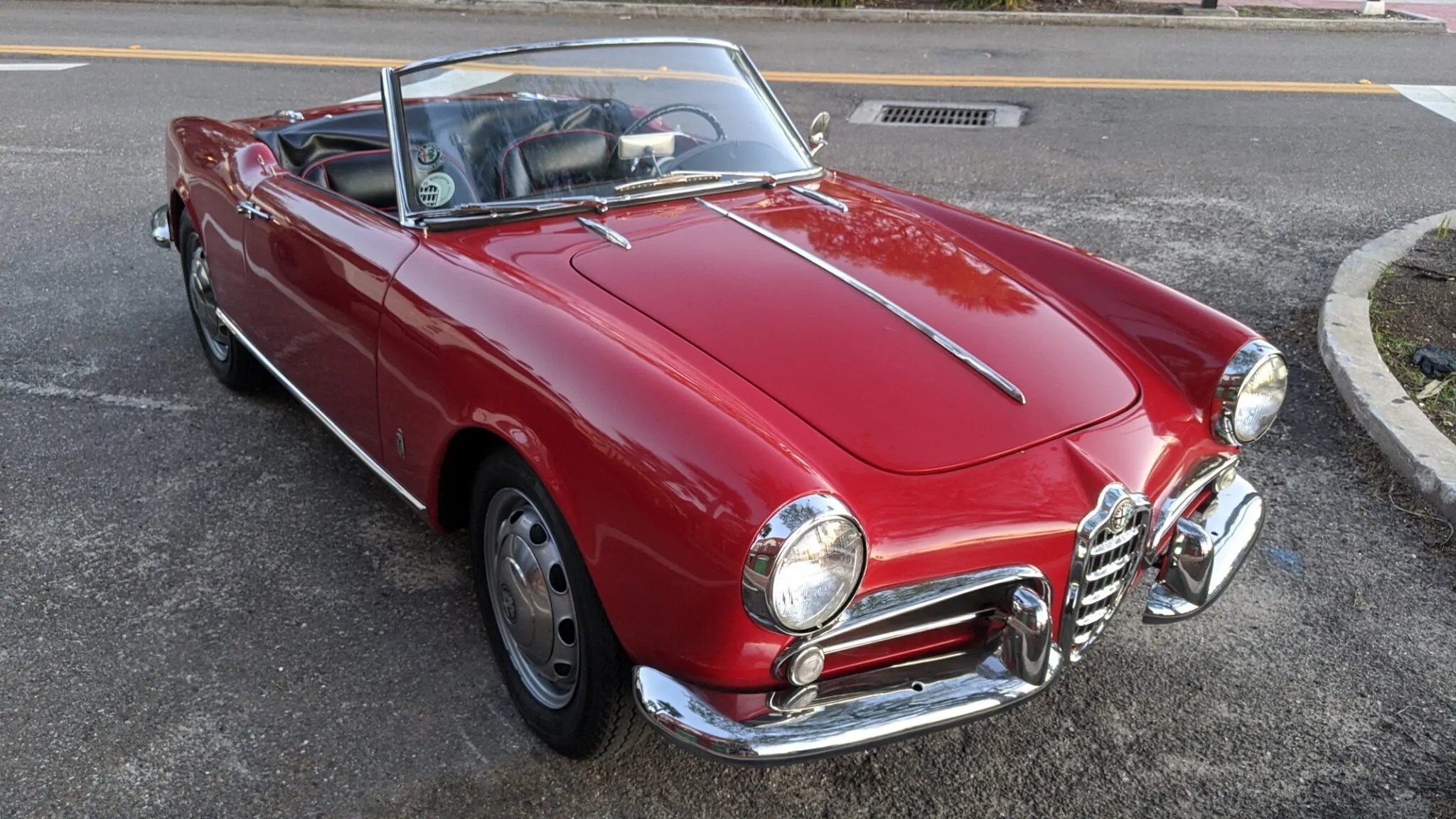 Tin buon cho nguoi yeu xe co tai My hinh anh