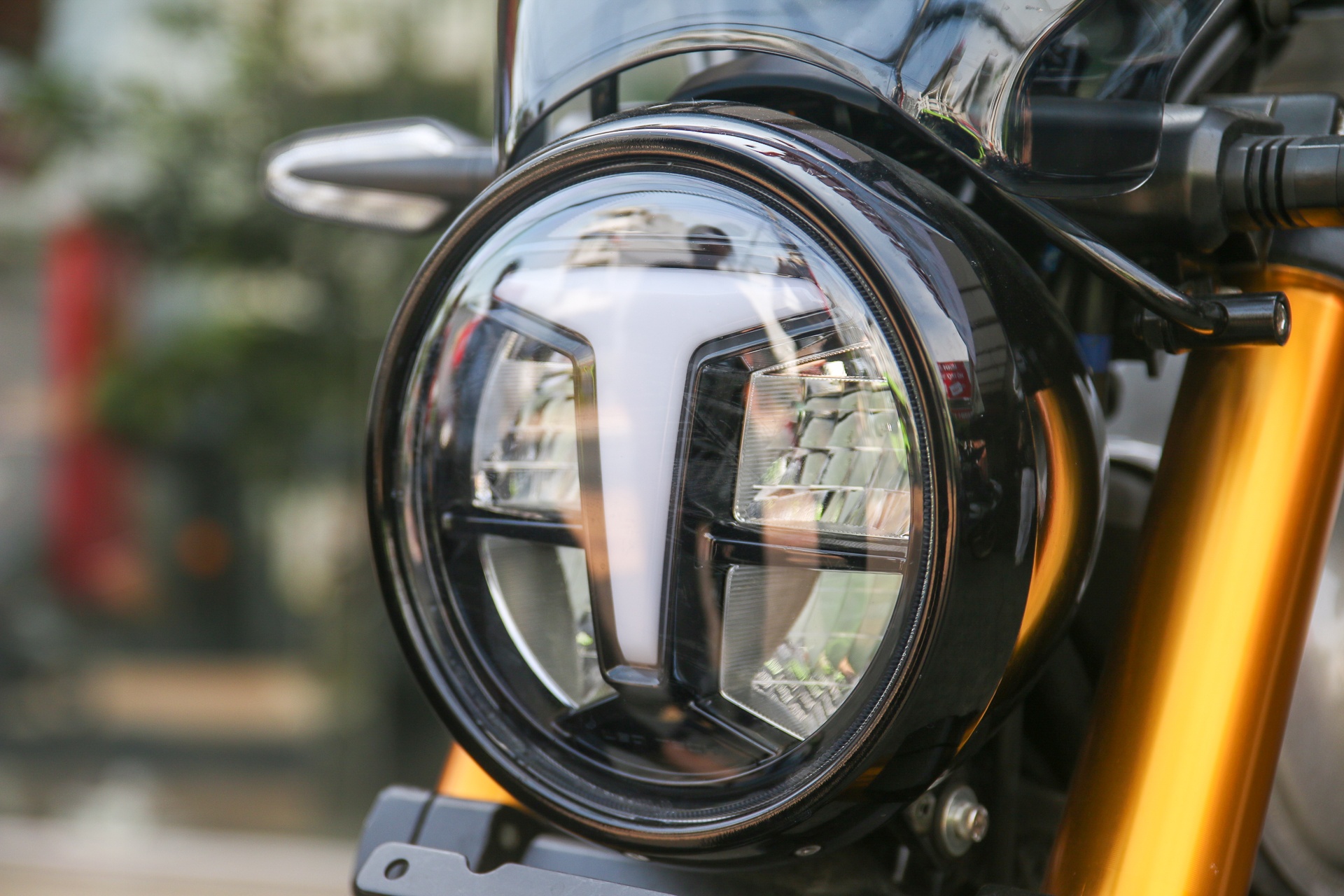 TVS Ronin 225 anh 5