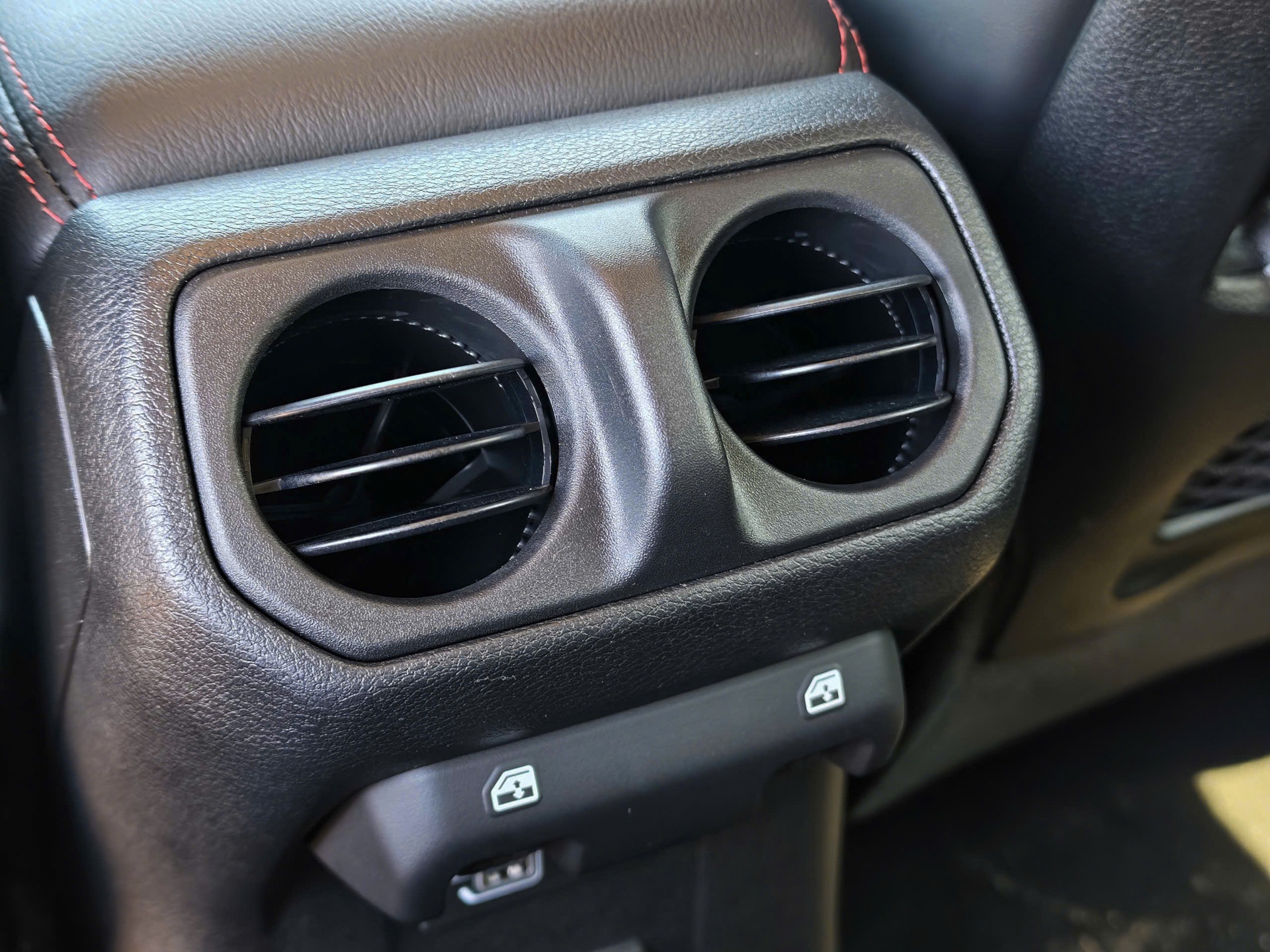 Jeep Wrangler anh 14