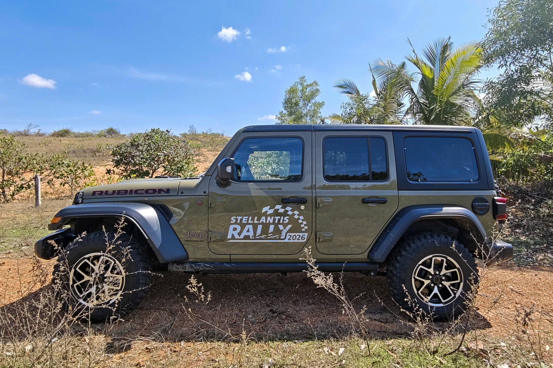 Jeep Wrangler anh 20
