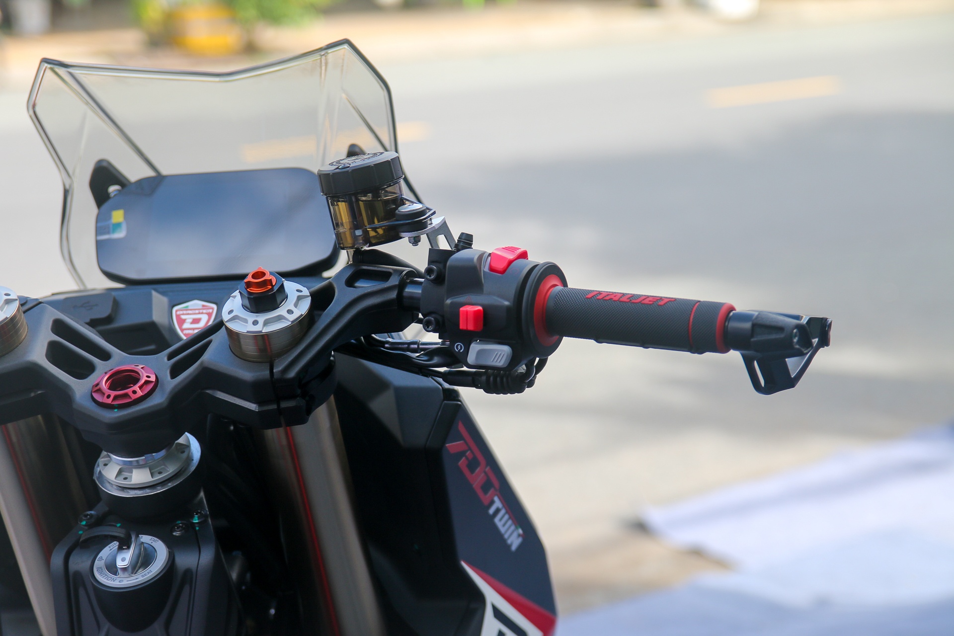 Italjet Dragster 700 Twin anh 19