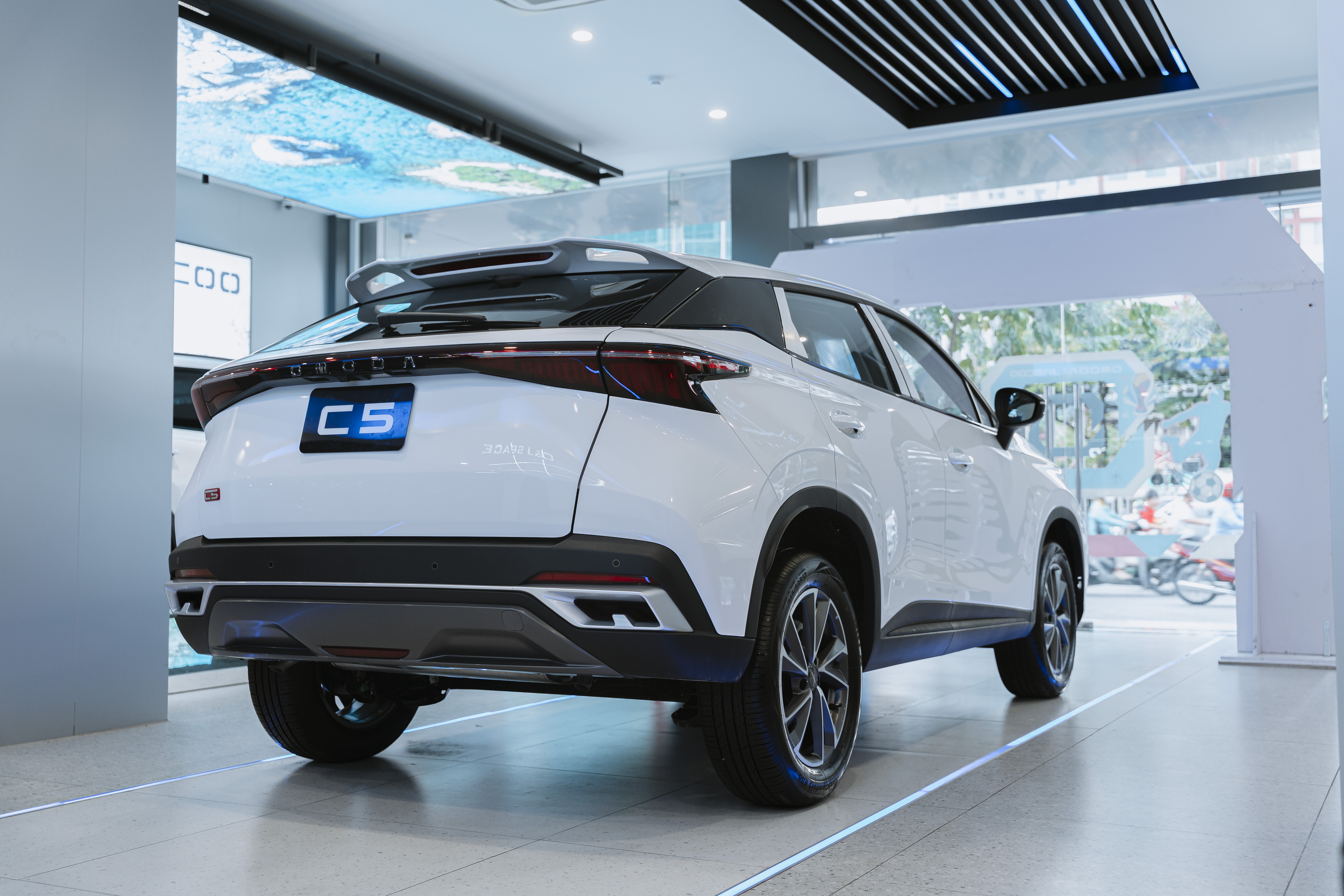 Omoda C5 anh 1