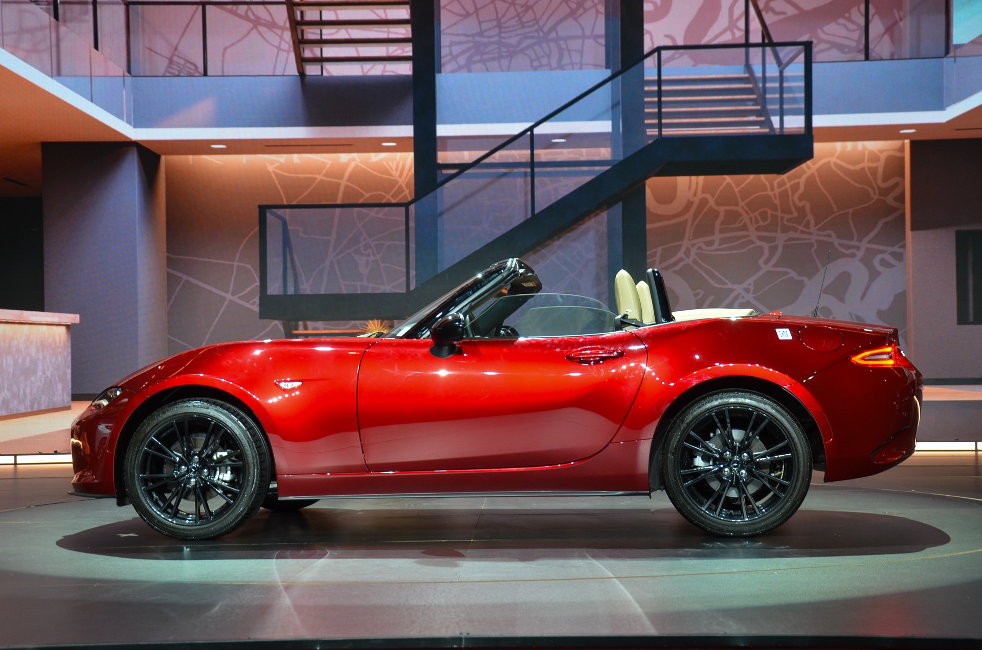 Mazda MX-5 anh 2