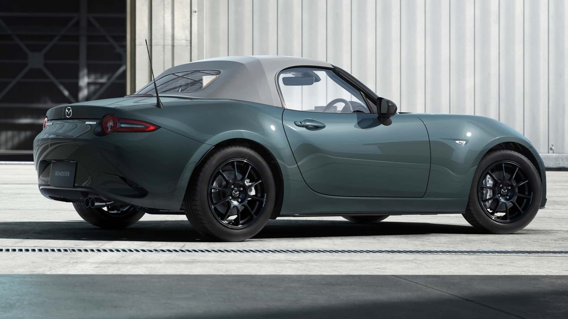 Miata anh 1