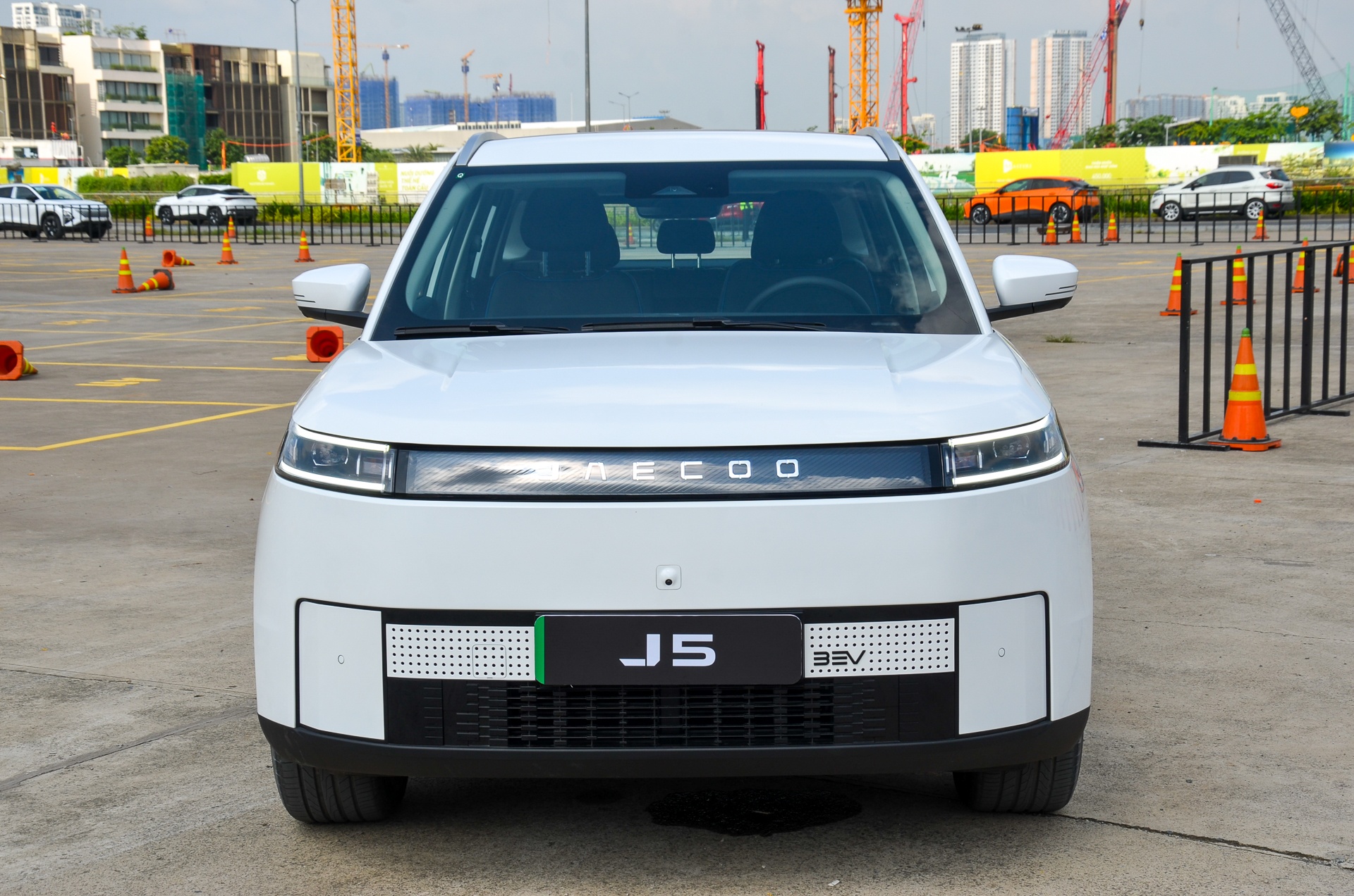 Jaecoo J5 BEV ảnh 4 Jaecoo J5 BEV ảnh 4