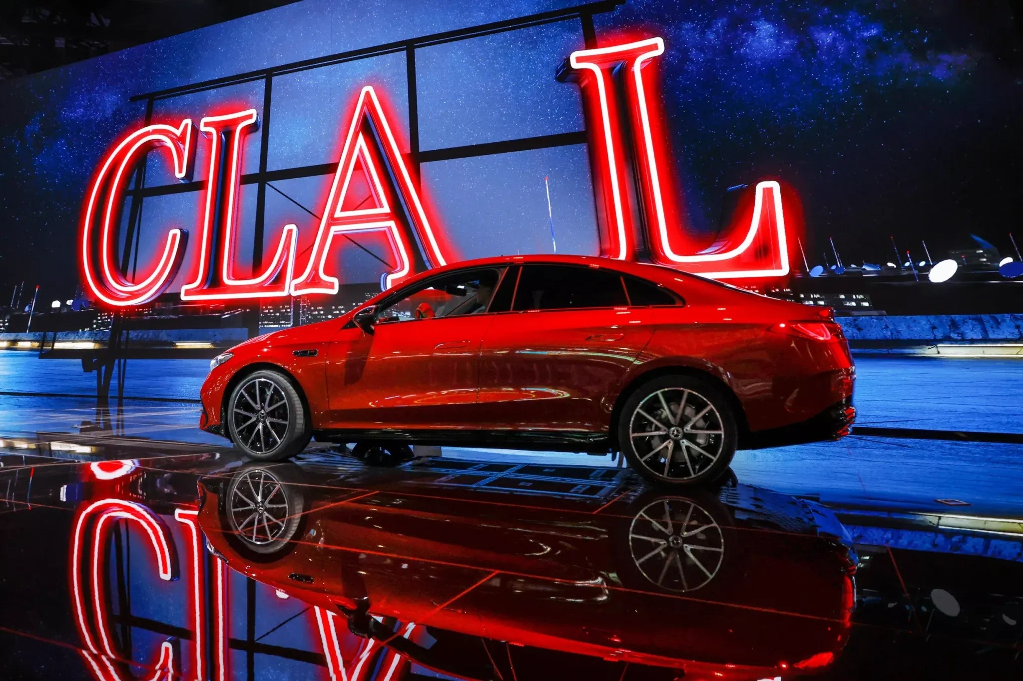 Mercedes-Benz dừng sản xuất CLA thuần điện 'made in China'