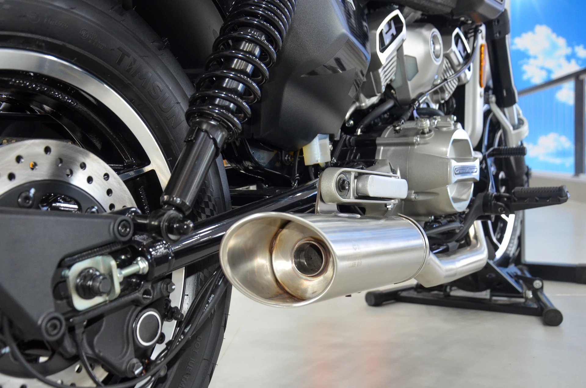 Hyosung GV350X ảnh 15