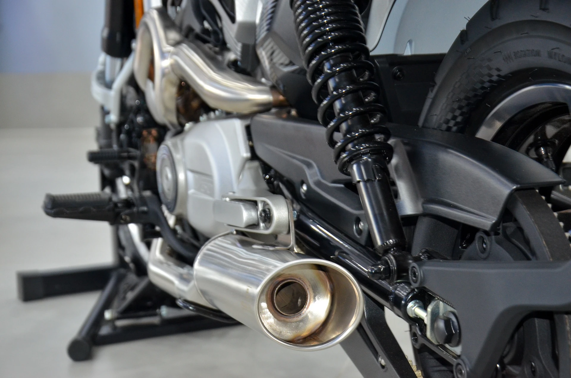 Hyosung GV350X ảnh 16