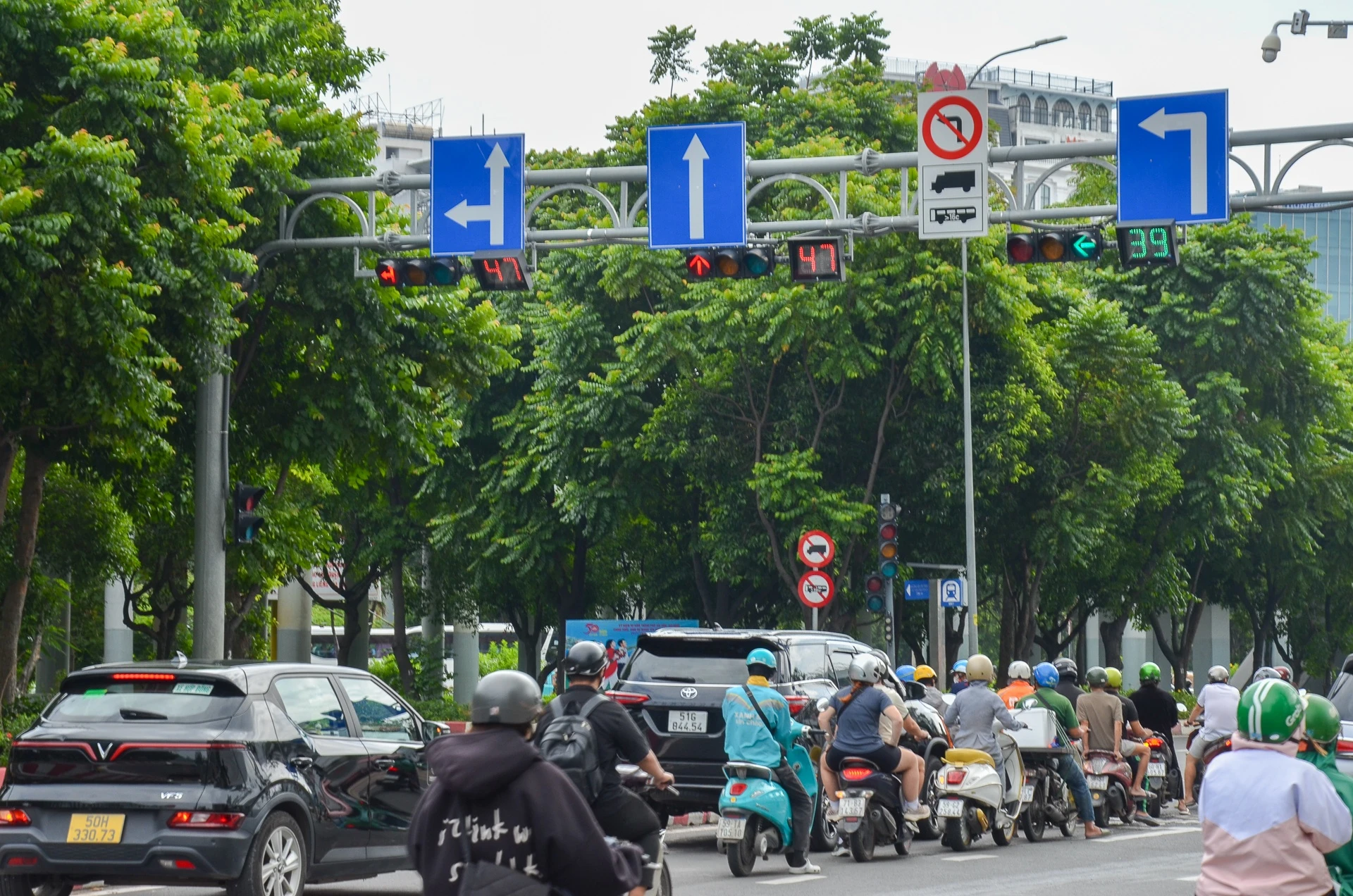 t&agrave;i xế ảnh 7