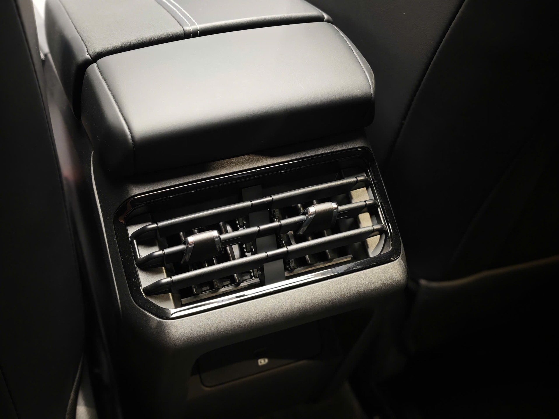Lynk & Co 03 ảnh 22