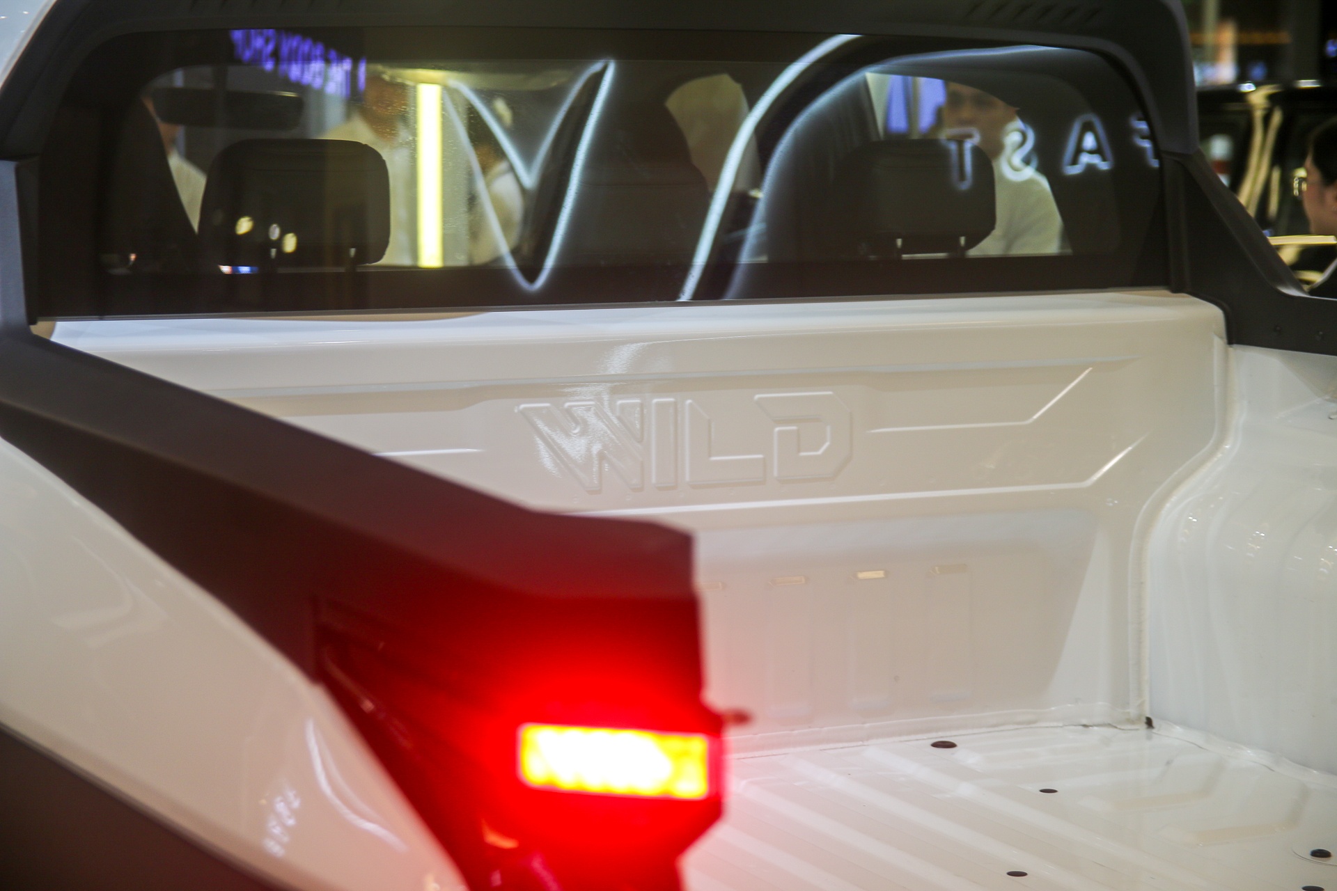 VF Wild ảnh 5 VF Wild ảnh 5