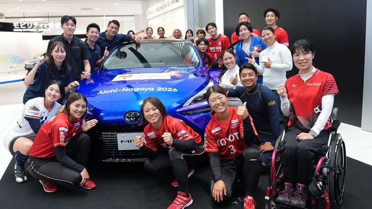 Xe chạy hydro của Toyota làm nhiệm vụ dẫn đoàn ở ASIAD