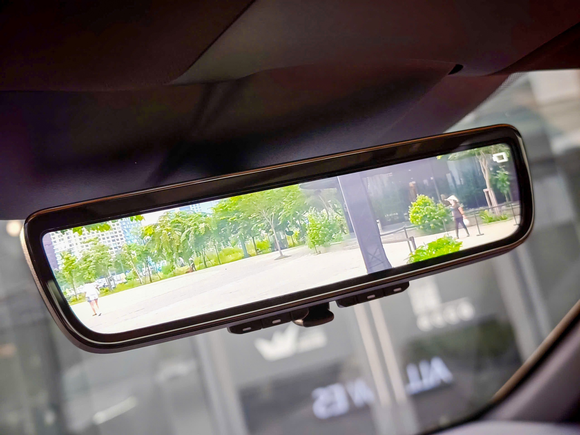 Lexus ES 500e ảnh 18 Lexus ES 500e ảnh 18