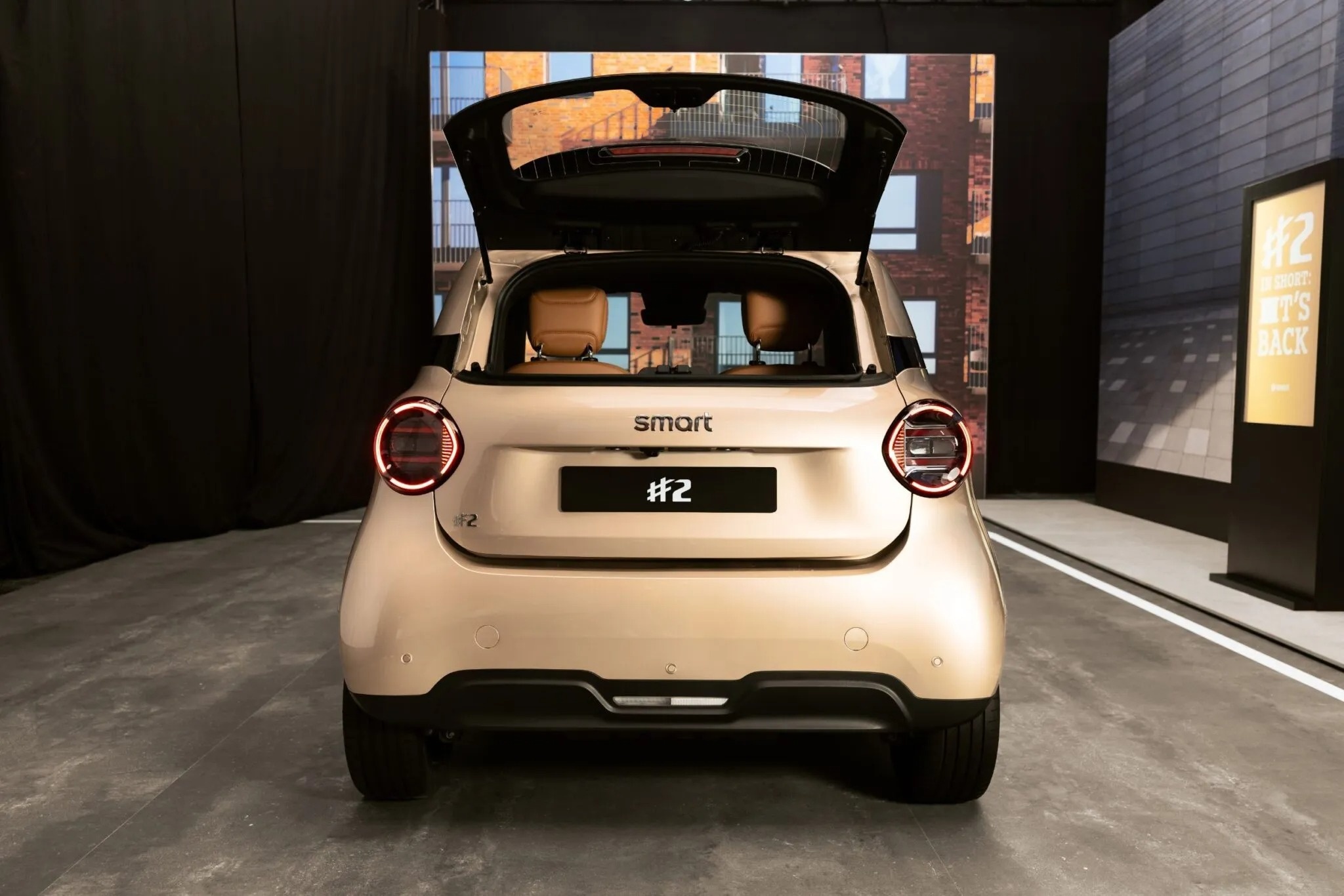 xe điện ảnh 4 xe điện ảnh 4