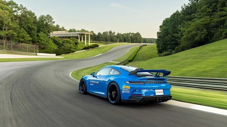 Porsche mở khóa đào tạo drift 911 GT3, giá từ 1.500 USD