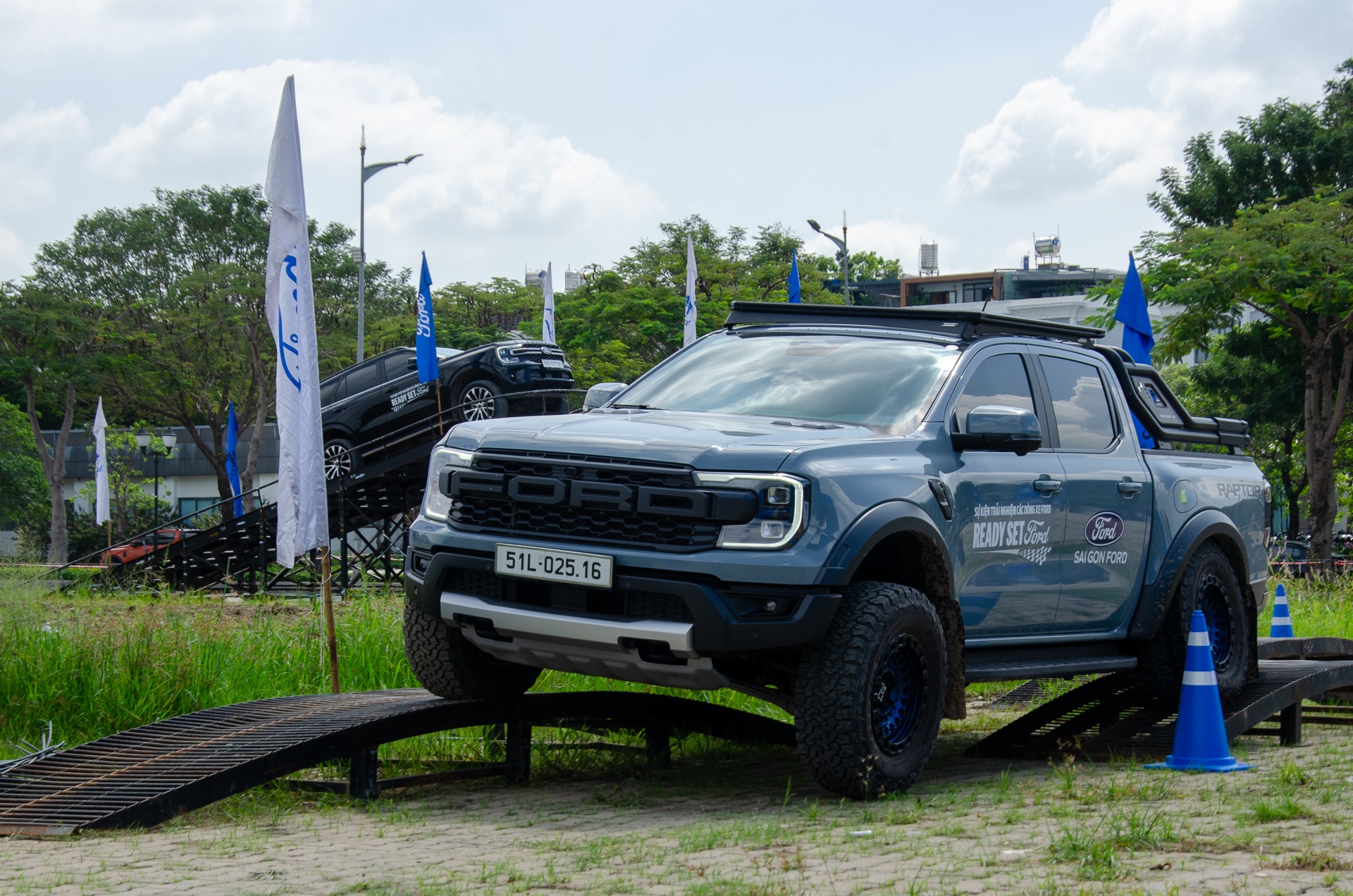 Ford ảnh 2 Ford ảnh 2