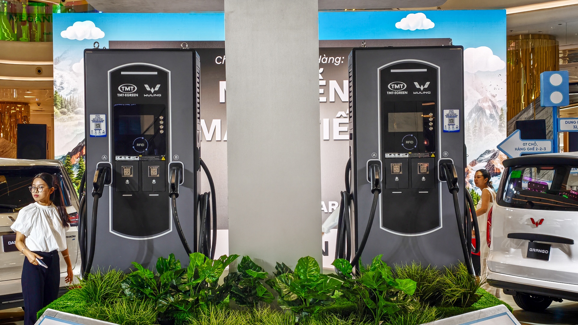 MPV thuần điện ảnh 13