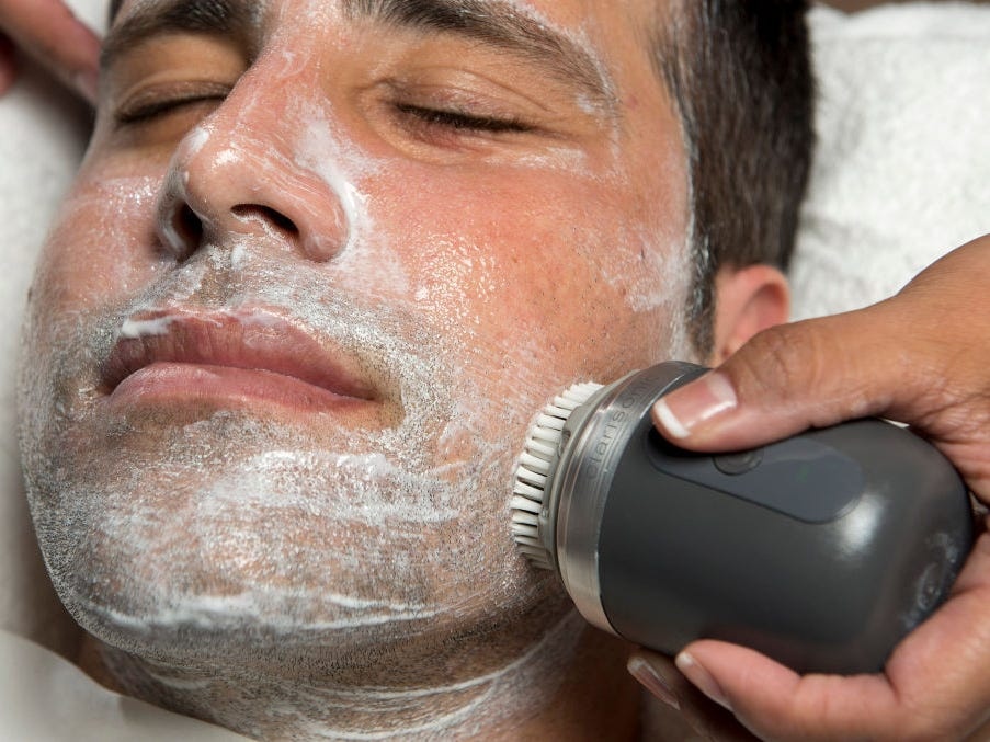 sai lam khi rua mat anh 4