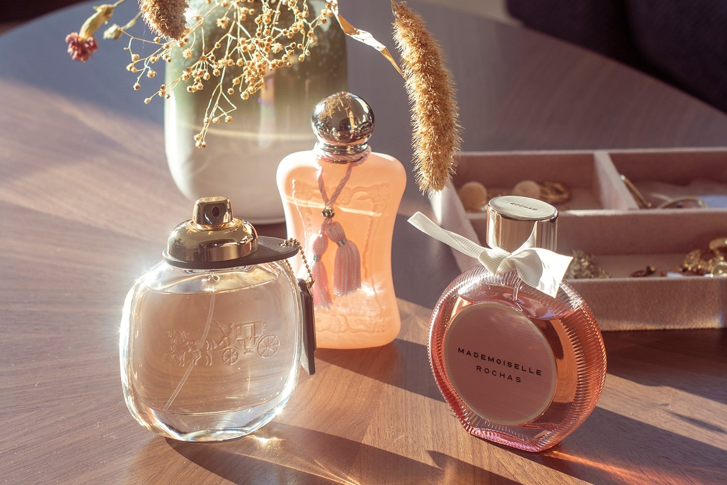 Cach tan dung nuoc hoa het han hinh anh