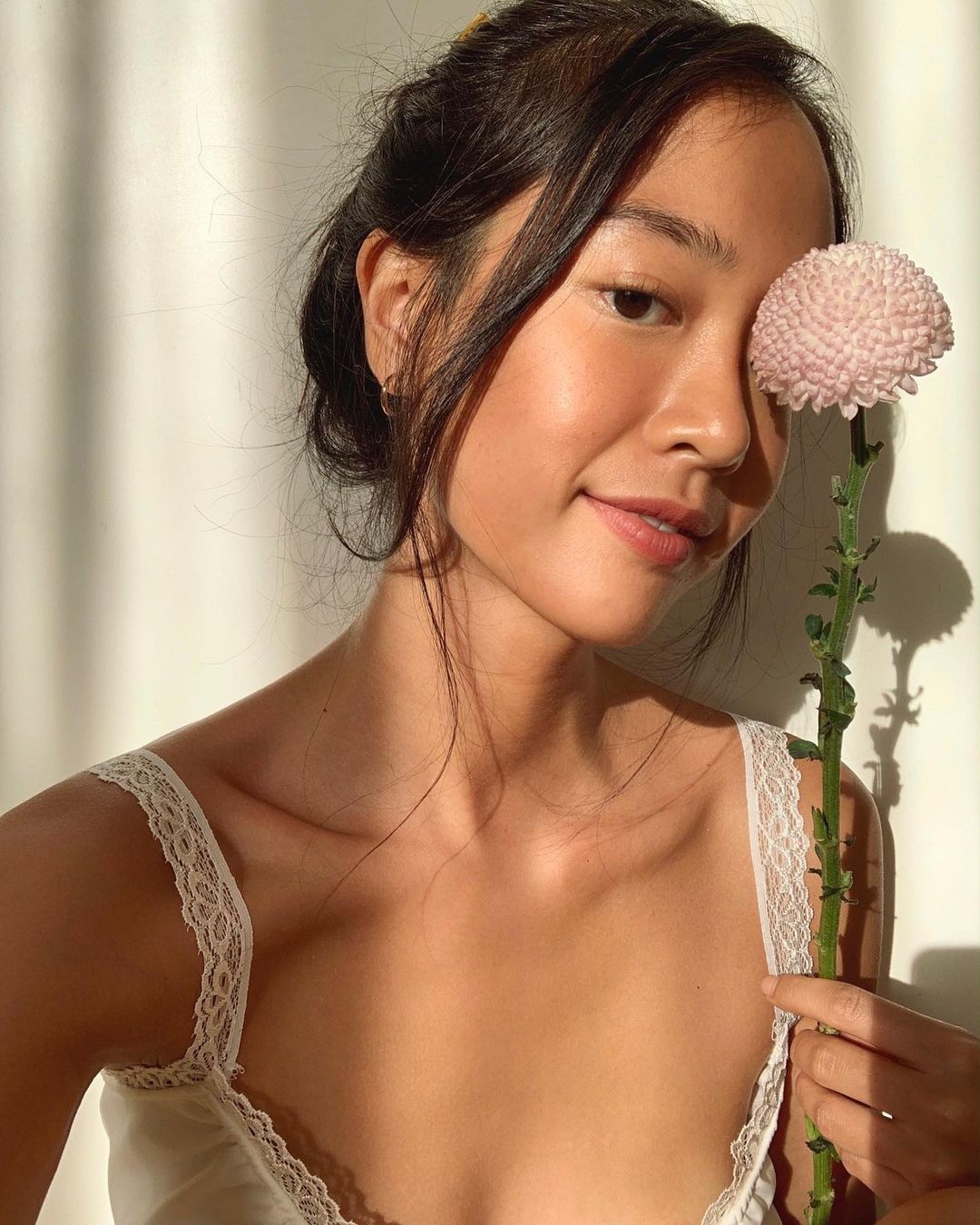 nữ chính mv trốn tìm ảnh 11 nu chinh mv tron tim anh 11