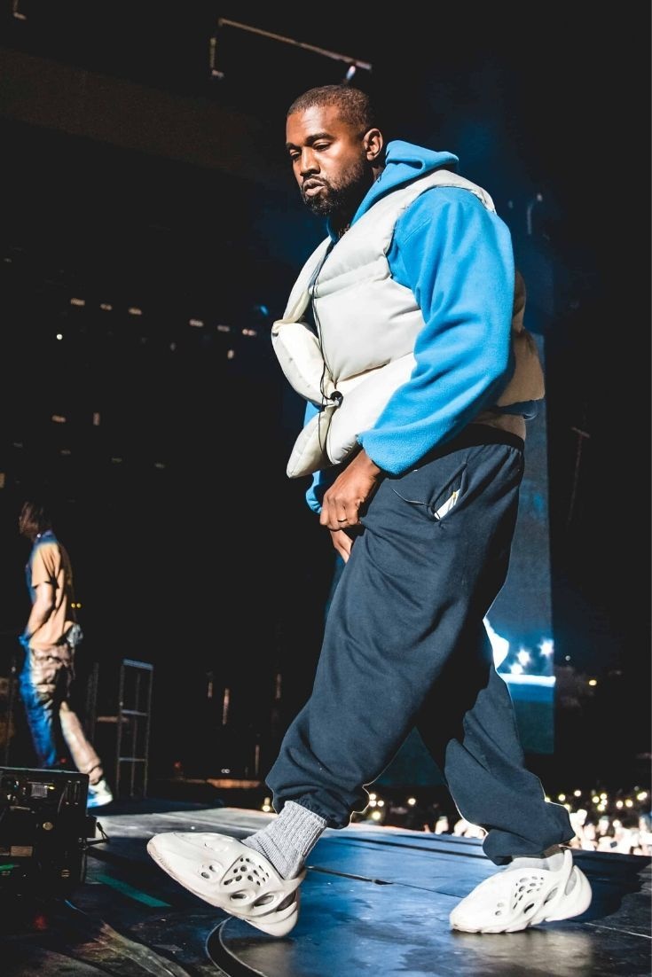 giay yeezy moi nhat anh 1