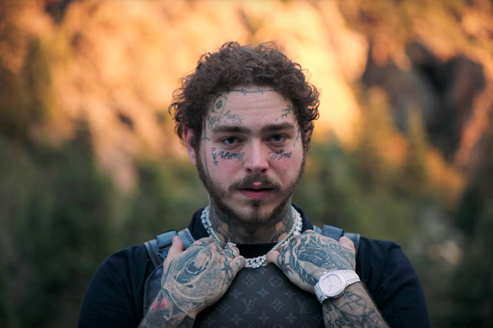 Nhung mau dong ho dat do cua Post Malone hinh anh