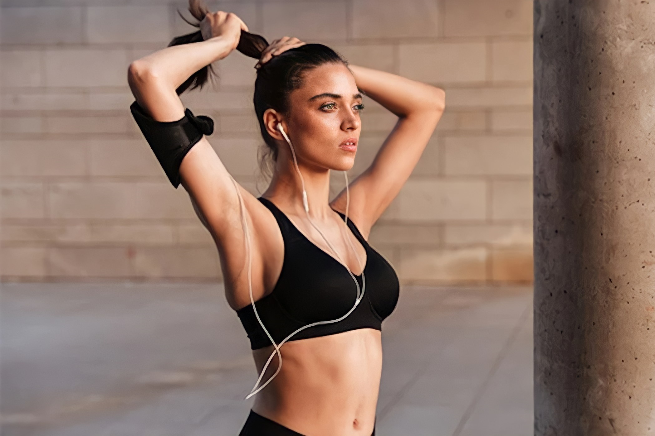 Cach cham soc da sau khi tap gym de ngan ngua mun hinh anh