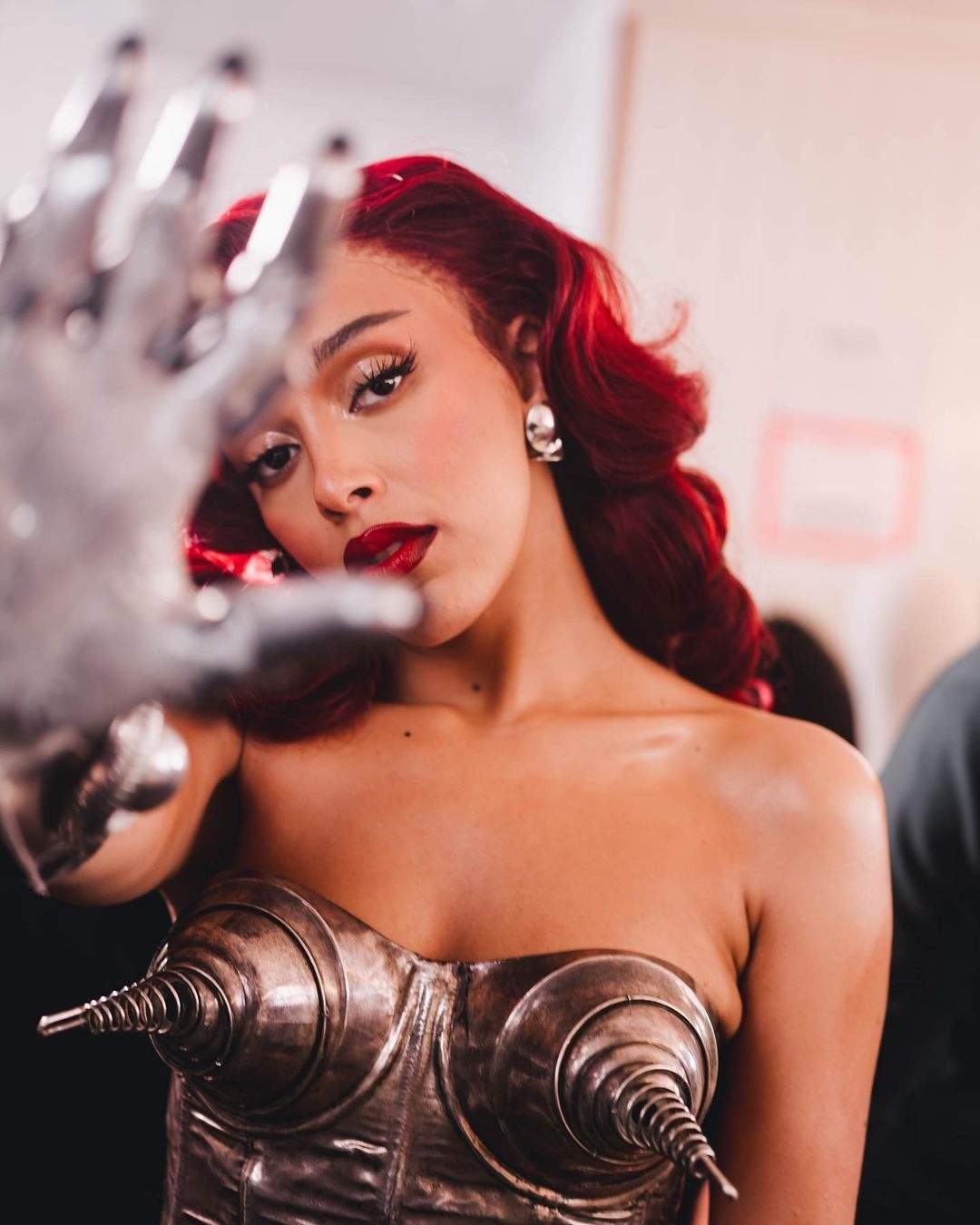 xu huong ao lot hinh non anh 1