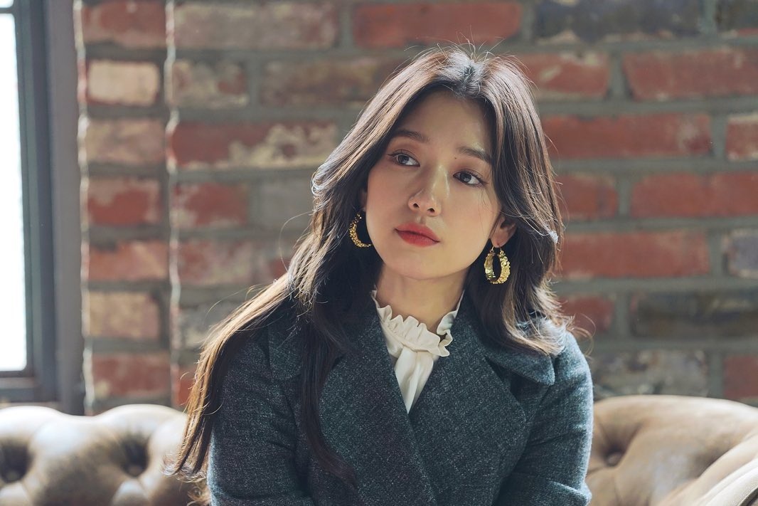 cach cham soc toc cua sao Han anh 7