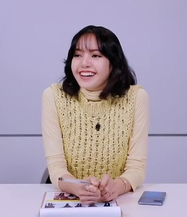 lisa dung hang selena gomez anh 5