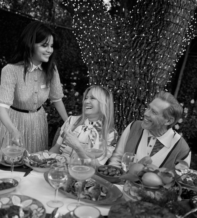 lisa dung hang selena gomez anh 8