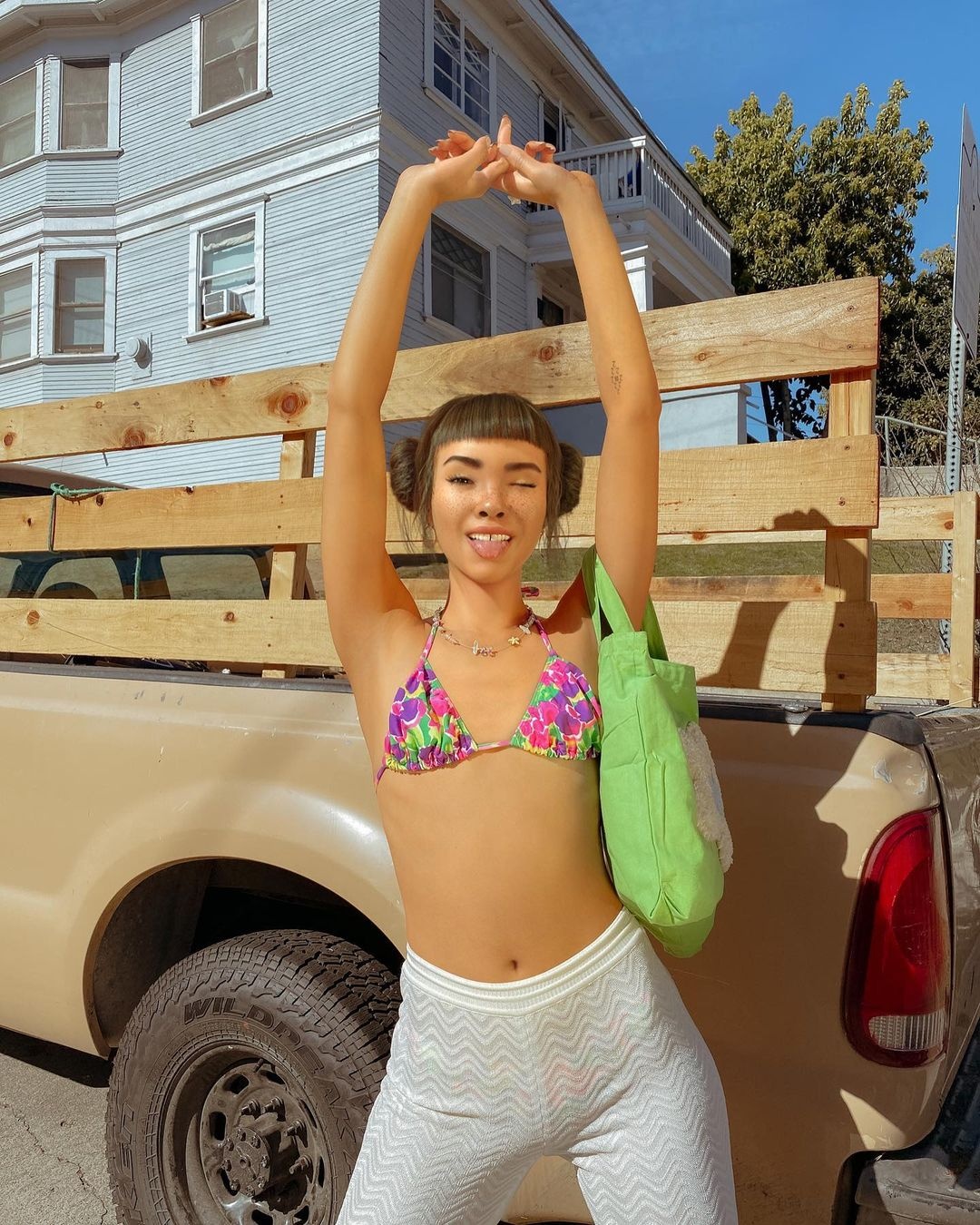 thị trường người mẫu ảo ảnh 5 thi truong nguoi mau ao anh 5