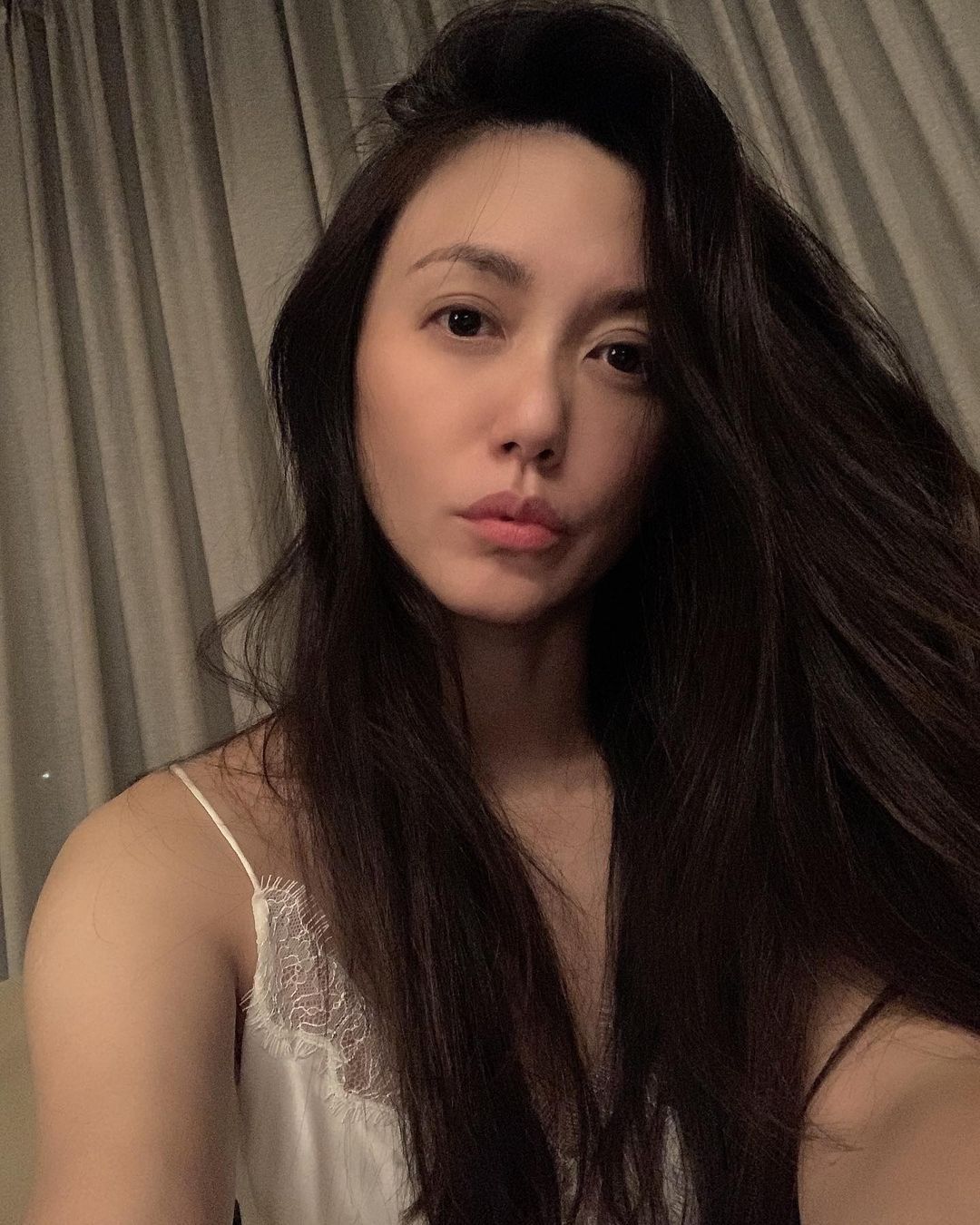 cham soc da cua sao hoa ngu anh 5