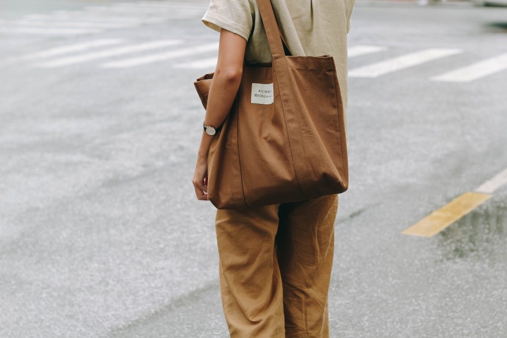 Tui tote co than thien voi moi truong? hinh anh