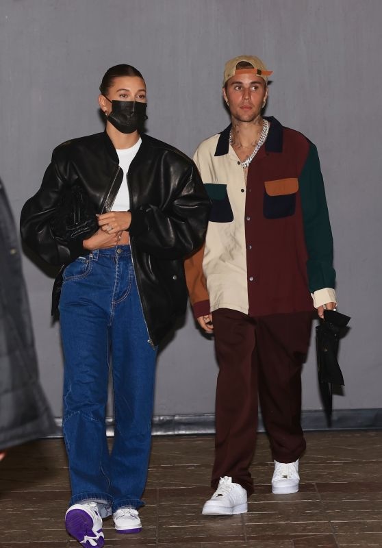 hailey bieber làm người mẫu cho jimmy choo ảnh 4 hailey bieber lam nguoi mau cho jimmy choo anh 4