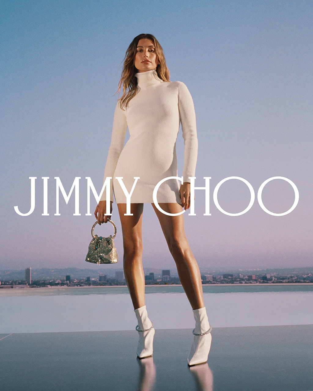 hailey bieber làm người mẫu cho jimmy choo ảnh 2 hailey bieber lam nguoi mau cho jimmy choo anh 2