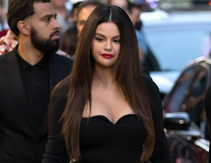 Selena Gomez goi cam hinh anh