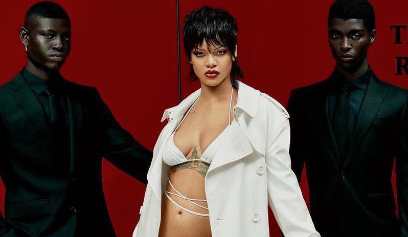 Anh noi loan cua nu ca si giau nhat the gioi hinh anh