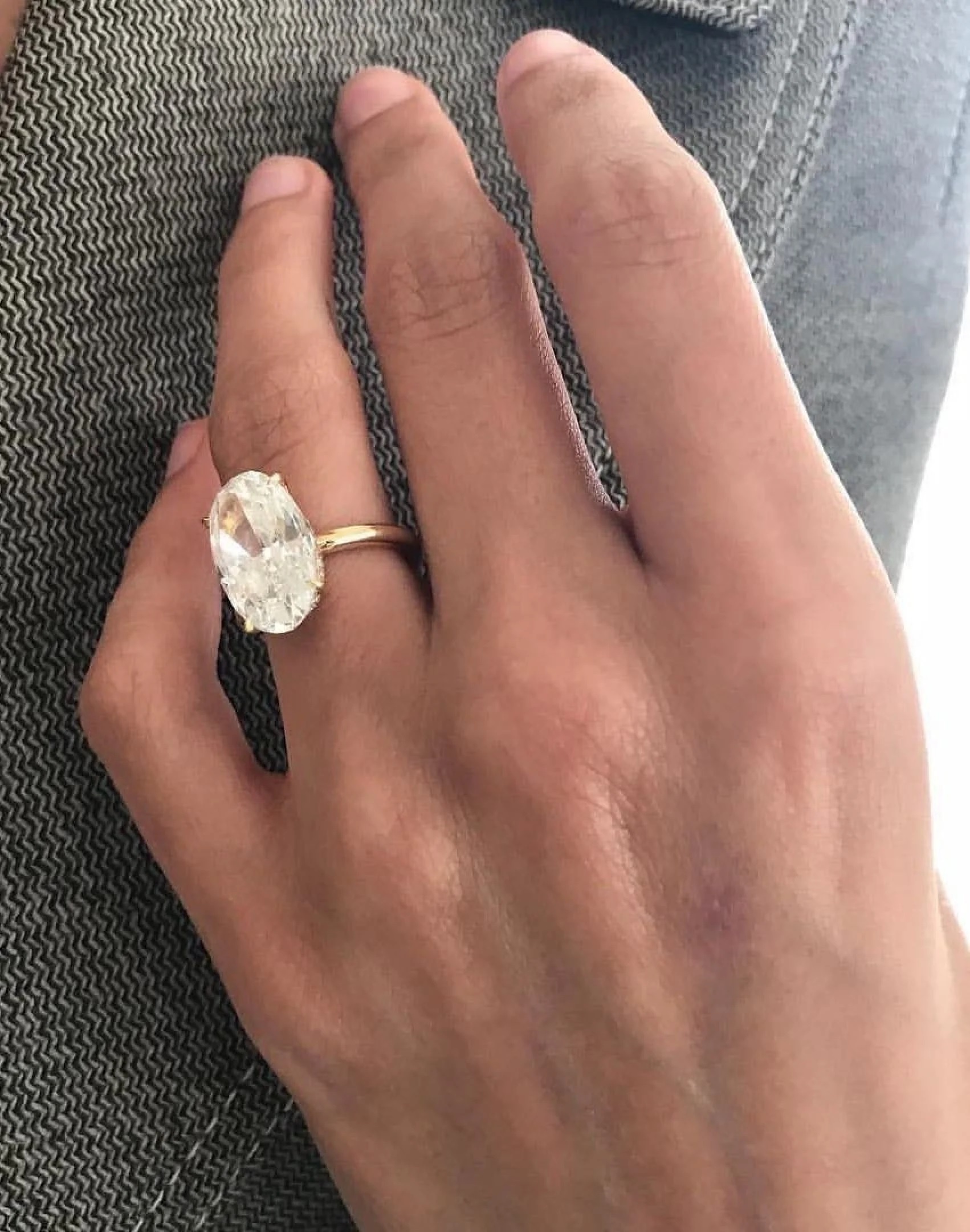 nhẫn đính hôn của sao ảnh 9 nhan dinh hon cua sao anh 9