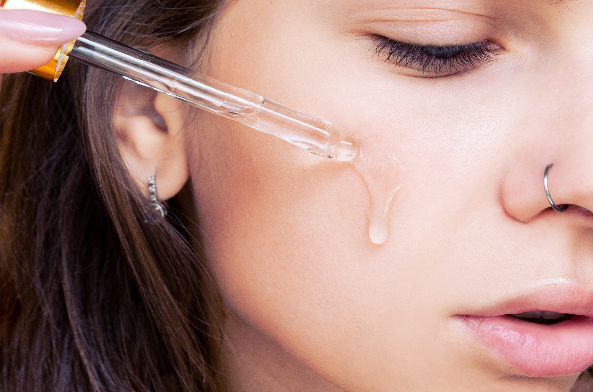 Retinol co an toan de su dung trong mua he? hinh anh