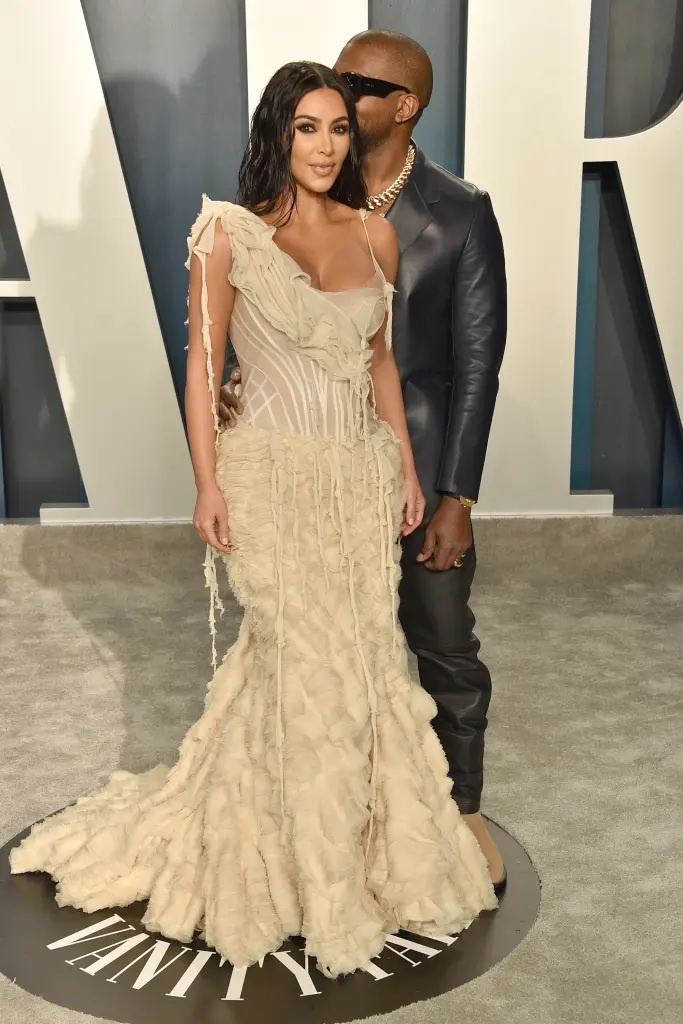 kim kardashian anh 2