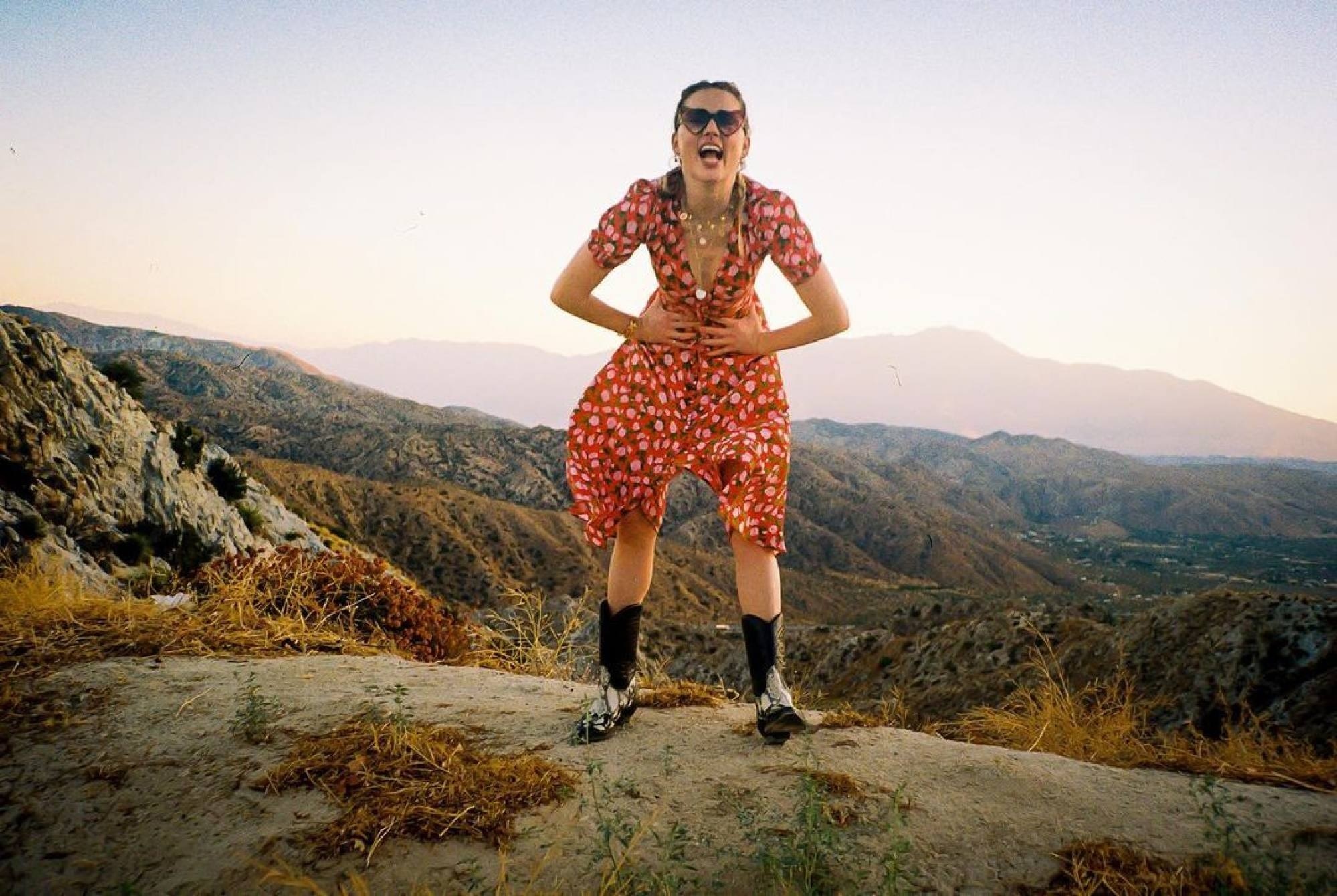 Amber Heard thua kiện ảnh 4 Amber Heard thua kien anh 4