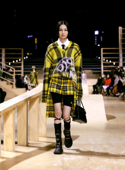 thoi trang nu quyen anh 3