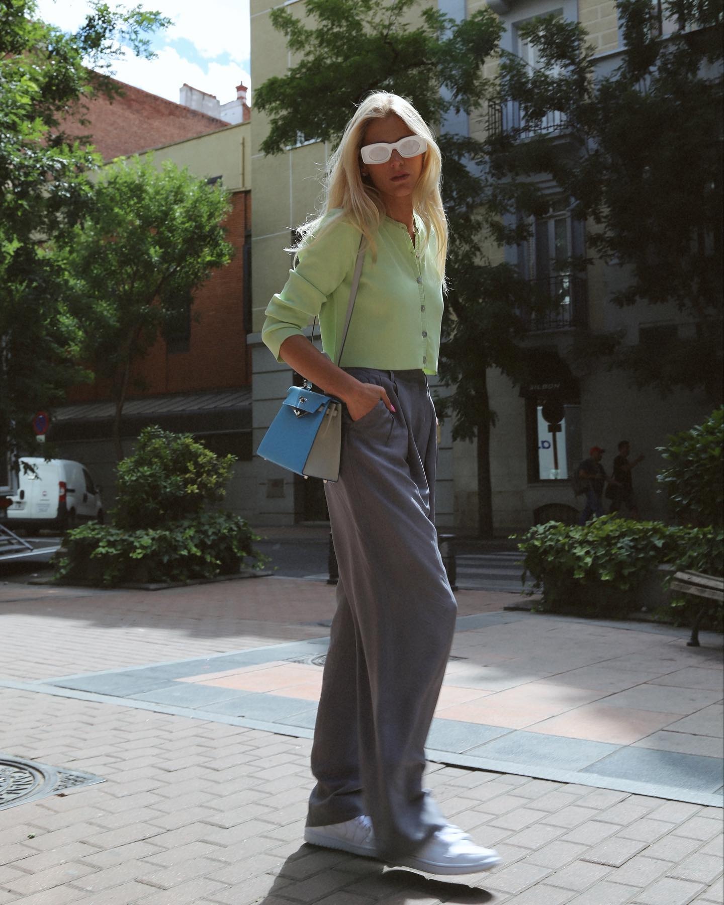 Ronaldo tinh tu voi ban gai anh 21