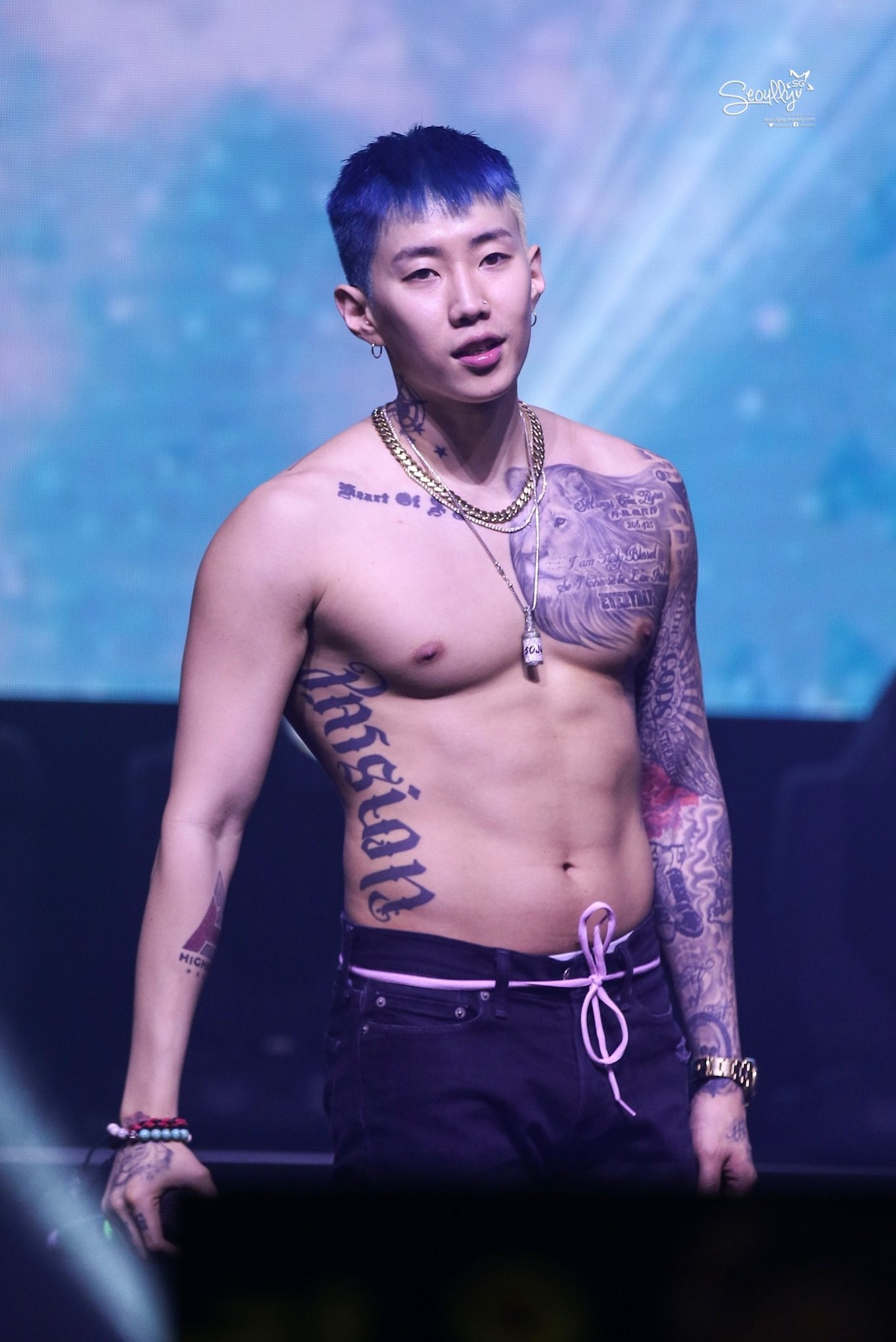 hinh xam cua Jungkook anh 7