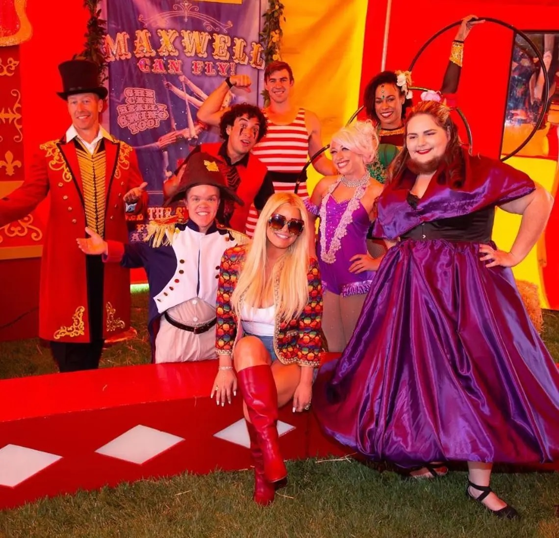 gia dinh giau co Hollywood anh 19