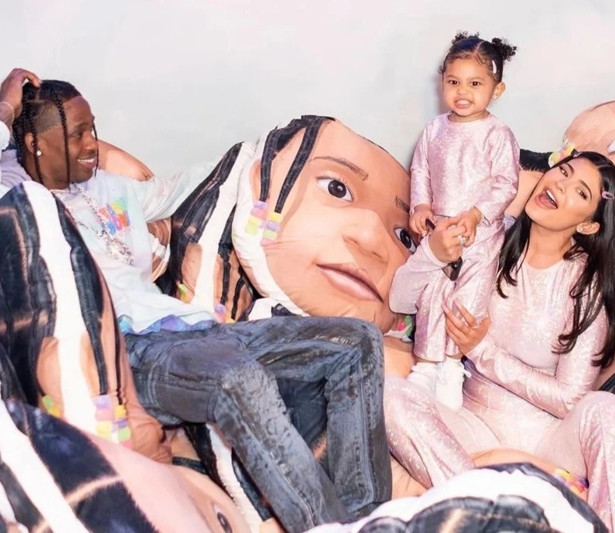 gia dinh giau co Hollywood anh 4