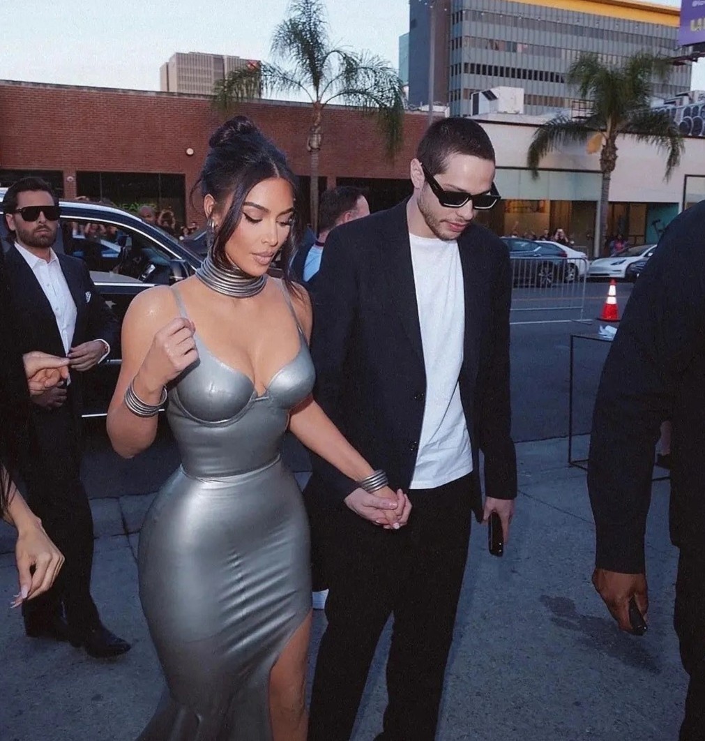 Kim Kardashian chia tay ban trai anh 4