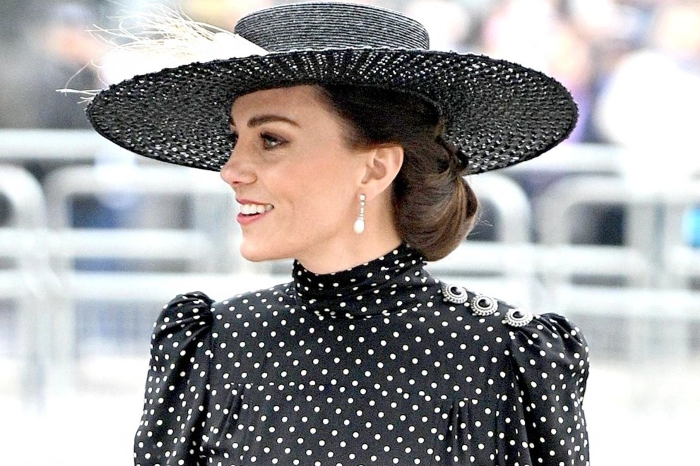 Su phuc hoi cua hoa tiet cham bi hinh anh